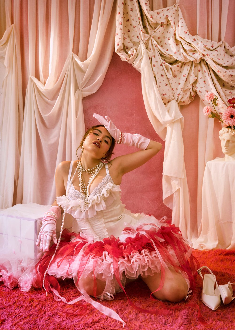 Ani Queen — Rococó, styling by Veneno Studio, image 4 of 8