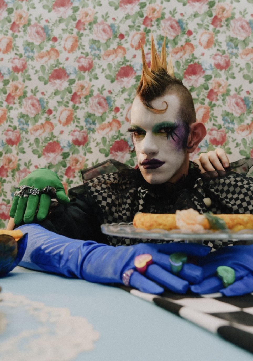 Rutina desquiciada — Fashion film, styling by Veneno Studio, image 8 of 15