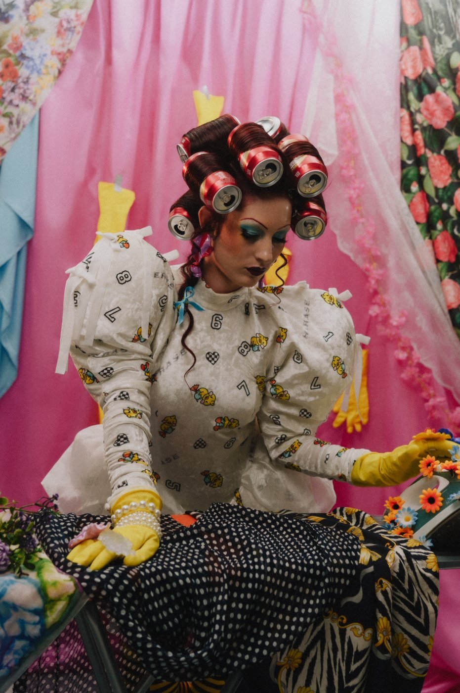 Rutina desquiciada — Fashion film, styling by Veneno Studio, image 14 of 15