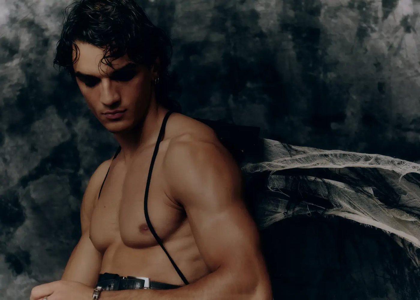 Luis Zanfir — MMSCENE — What remains, styling by Veneno Studio, image 1 of 3